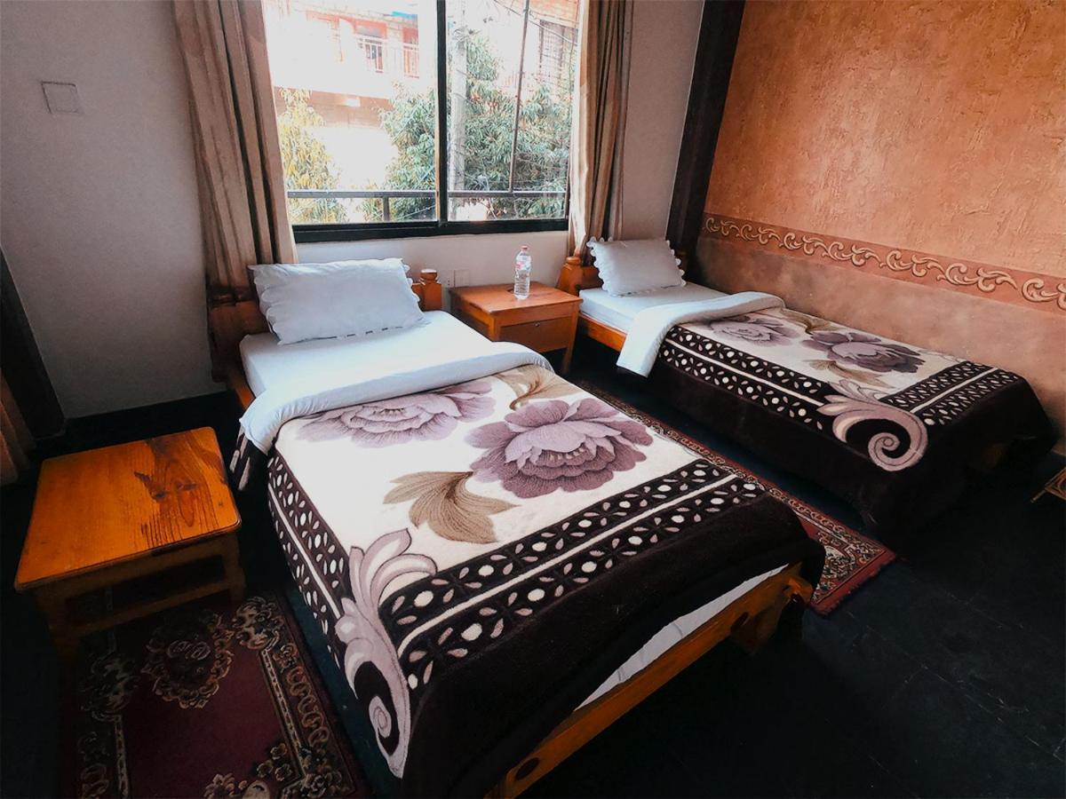 Hotel Hakoniwa Pokhara Exterior photo